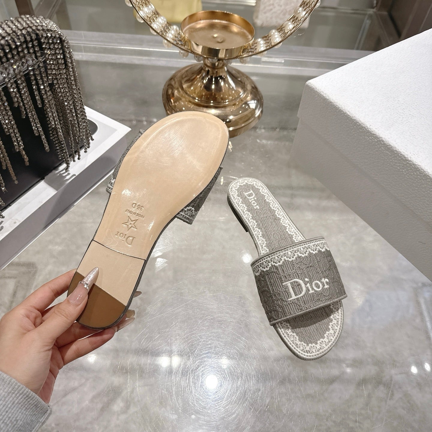 CC 26 Embroidered Sandals Gray White Canvas 592243