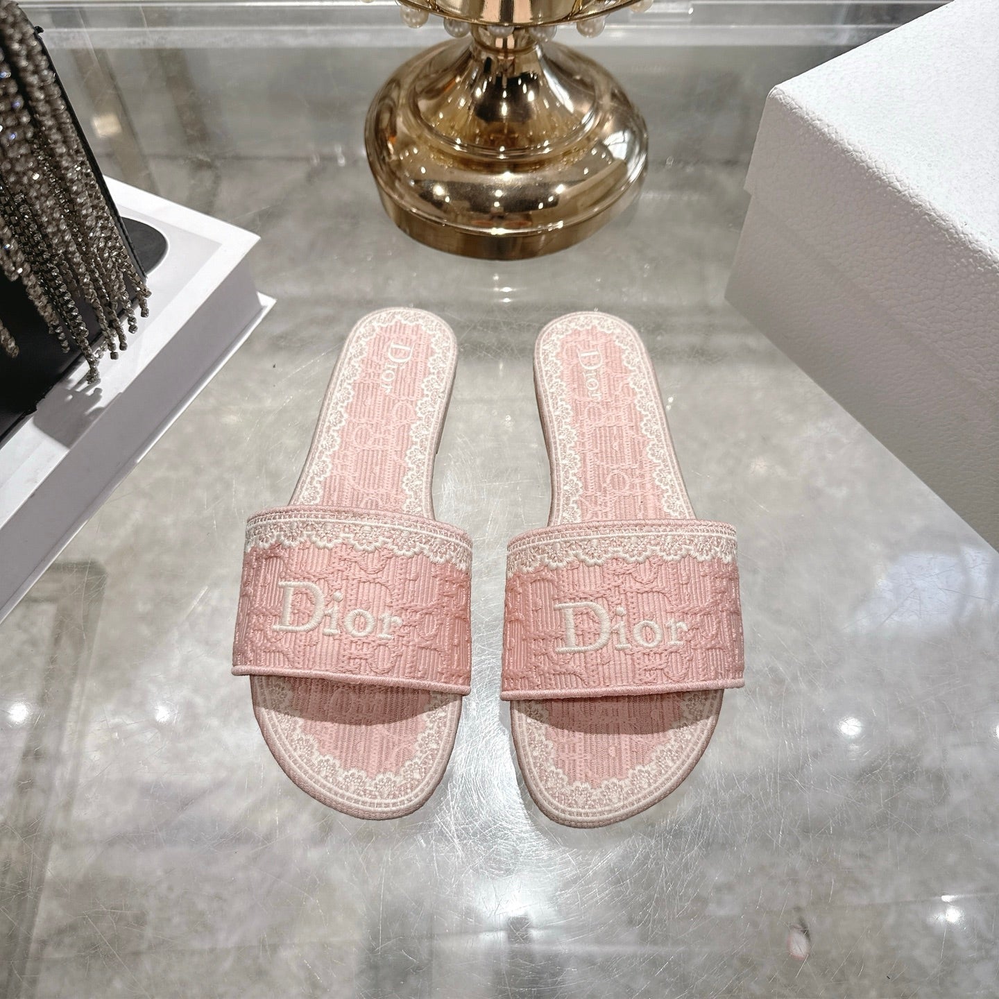 CD 26 Embroidered Sandals Pink White Canvas 592245