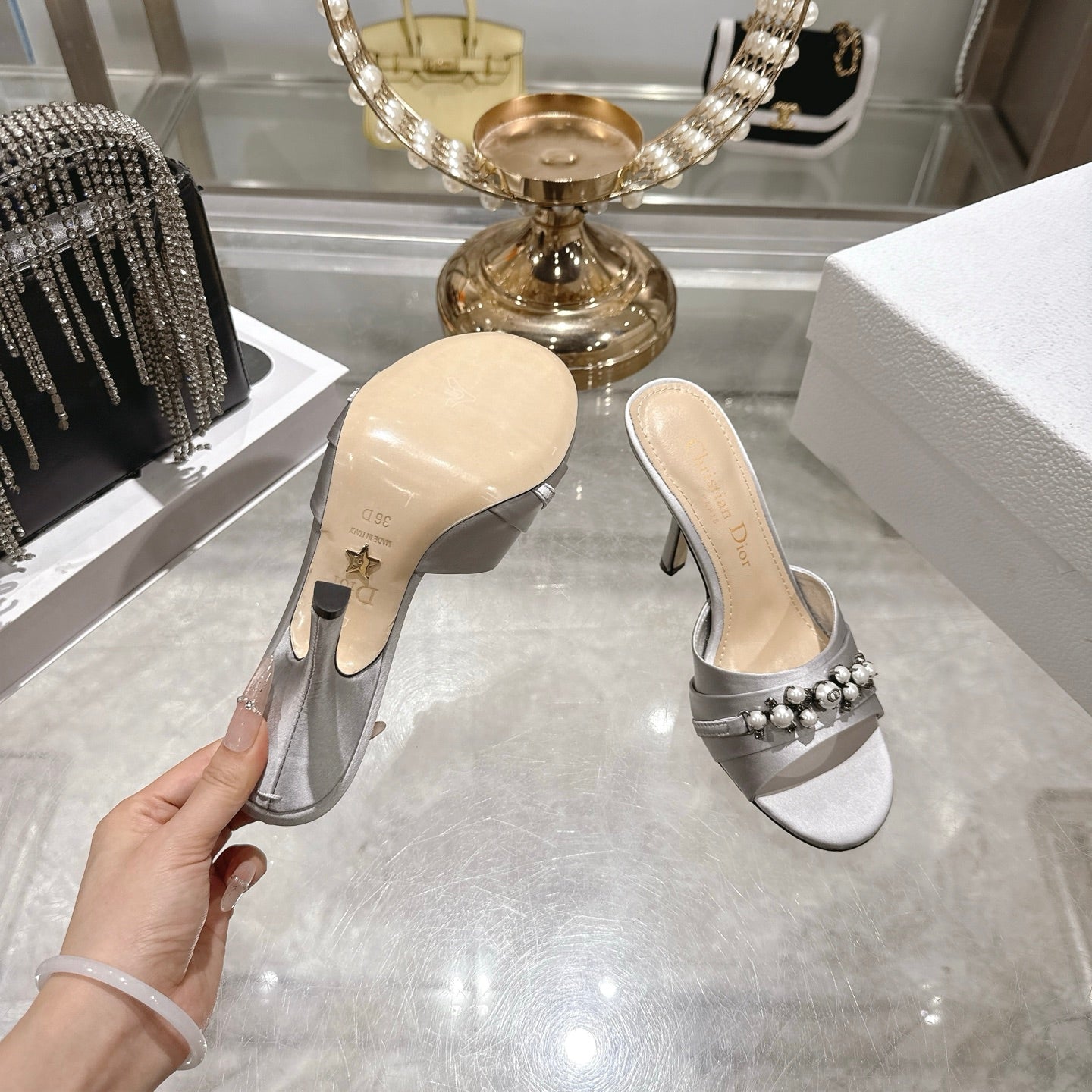 CD 26 High-Heeled Mules 85mm Pearl Gray Leather 592247