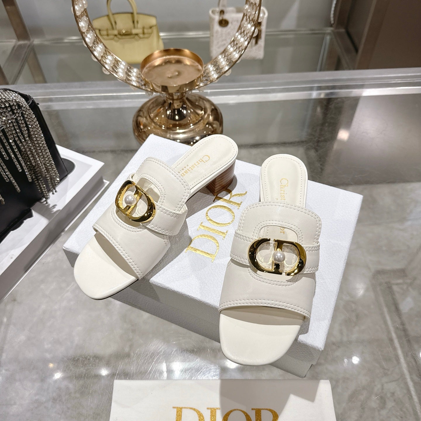 CD 26 Chunky Heel Sandals 35mm White Leather 592267