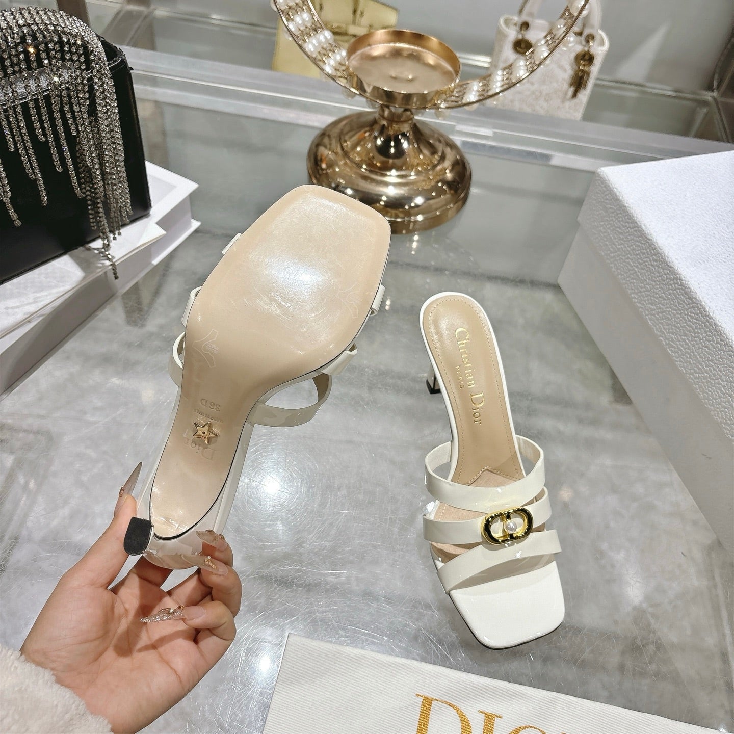 CD 26 High-Heeled Sandals 75mm White Patent Leather 592259