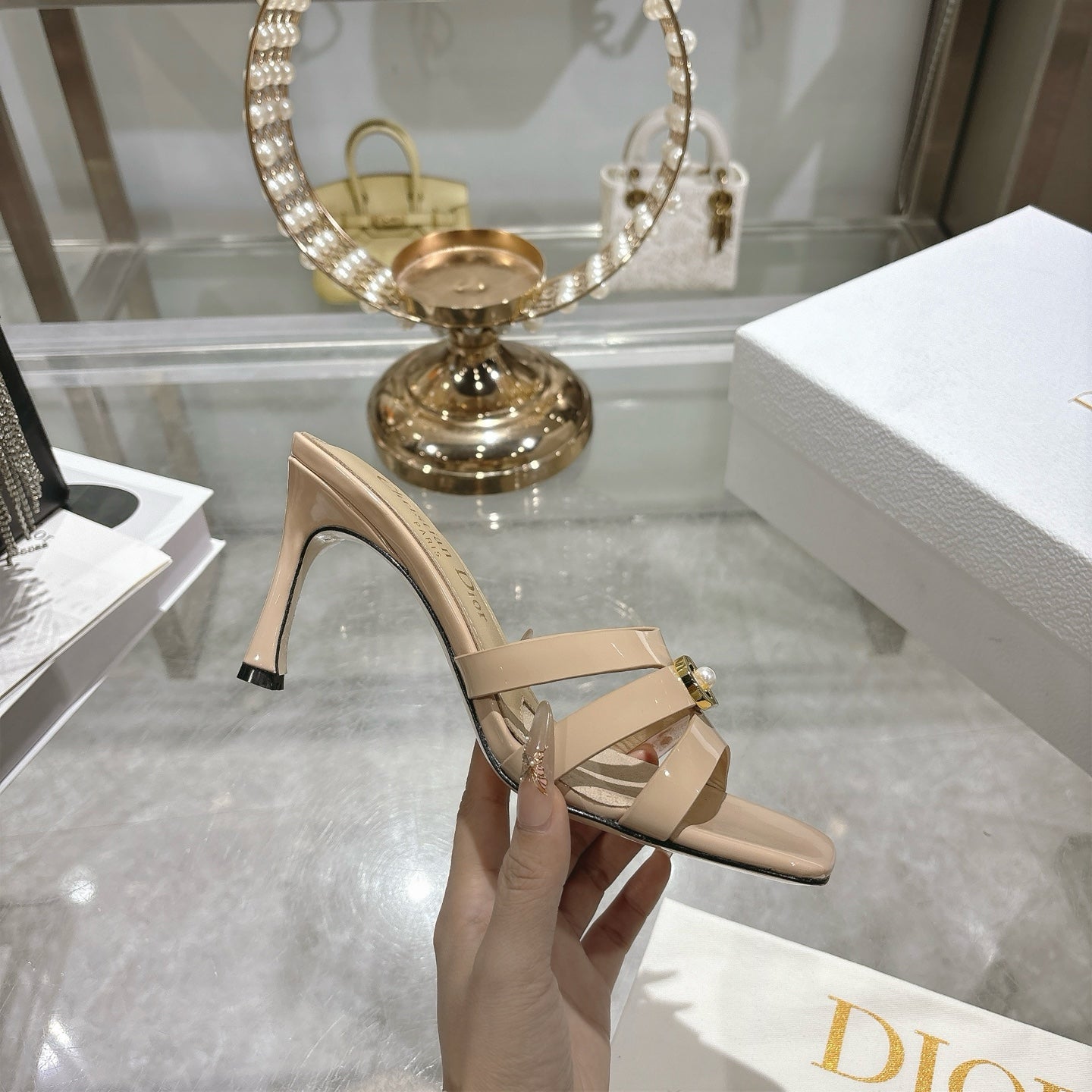 CD 26 High-Heeled Sandals 75mm Beige Patent Leather 592257