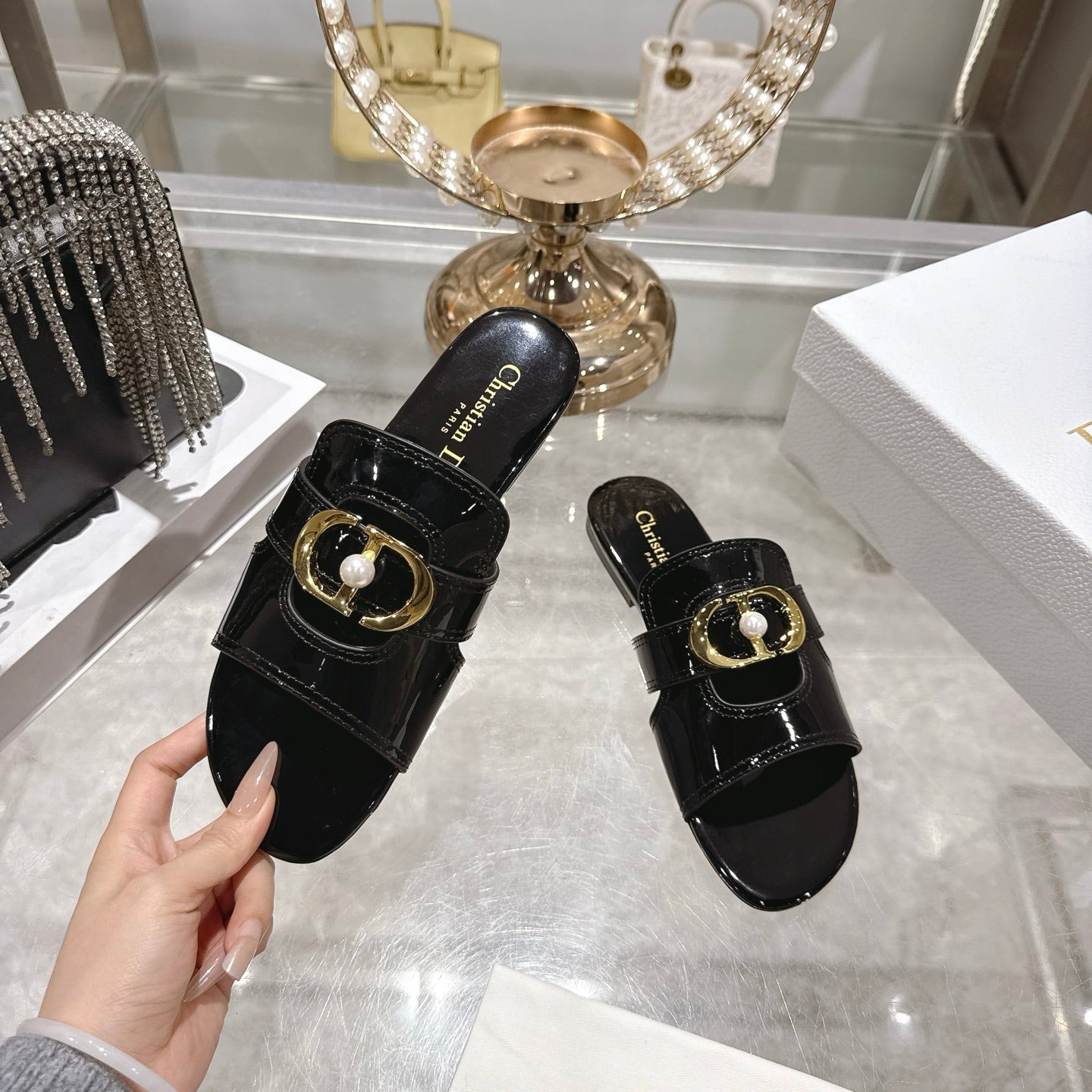 CD 26 Chunky Heel Sandals Black Patent Leather 592275