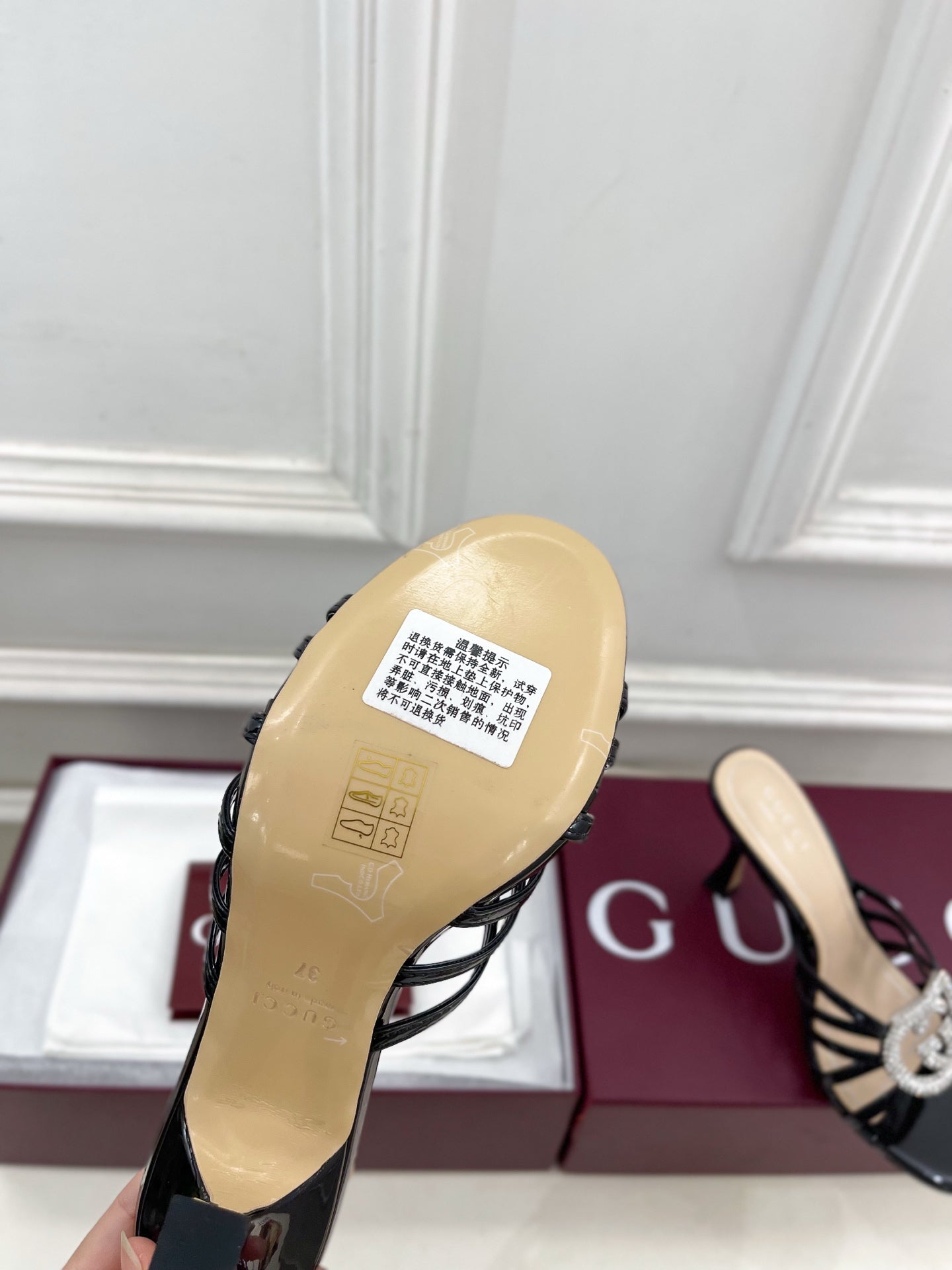 GG 26 High-Heeled Mules 85 Black Beige Patent Leather 587083