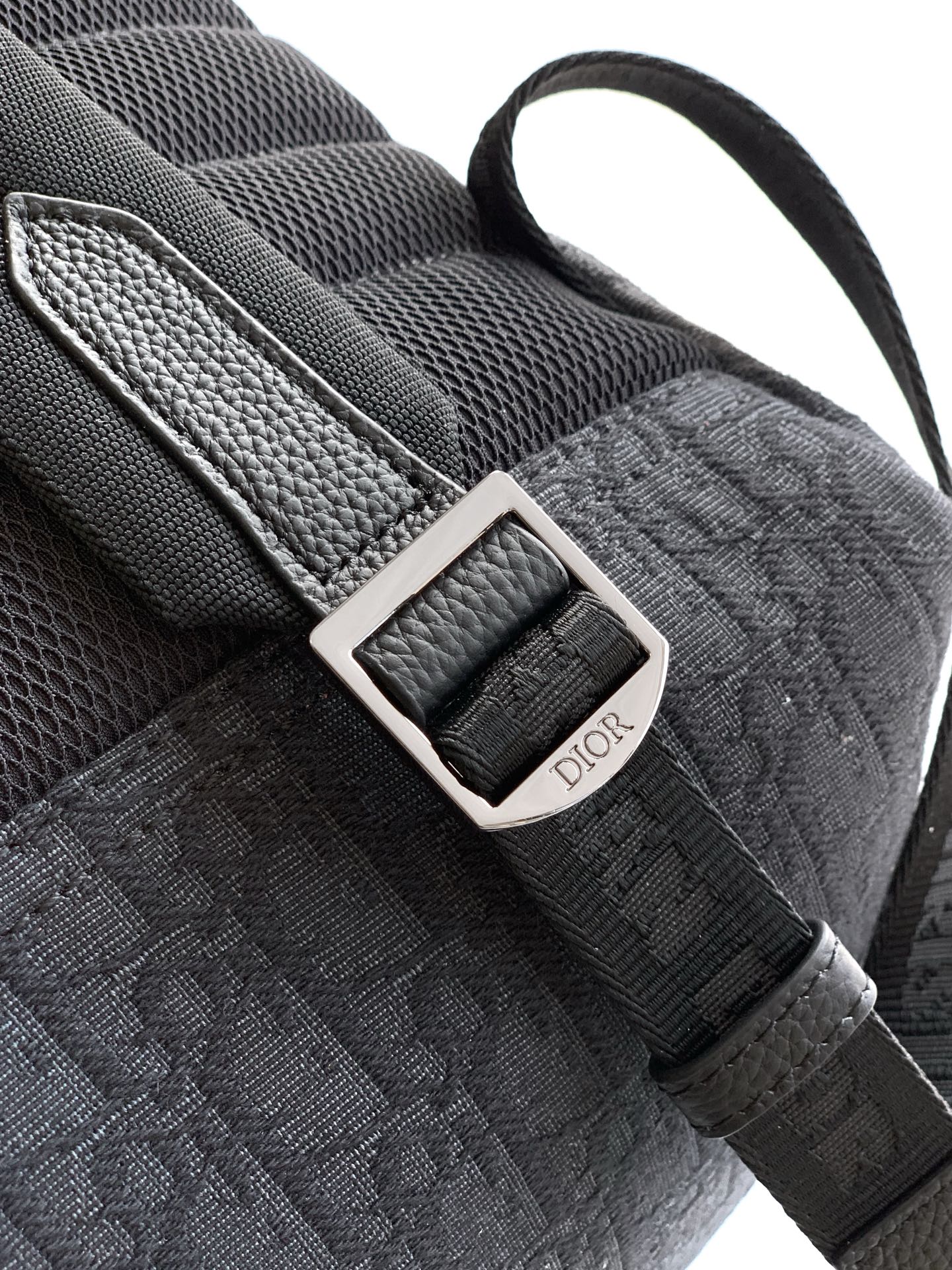 Dior  Rider 2.0 Zipper Backpack Black Cowhide 336219