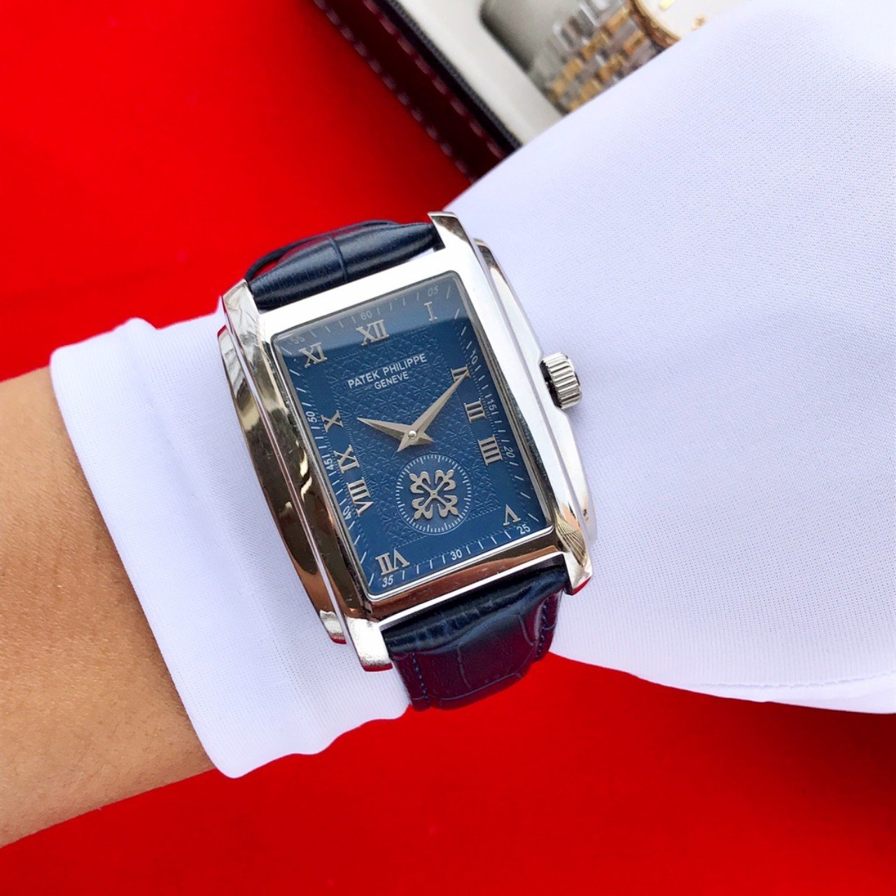 PATEK GONDOLO 40 MANUAL WINDING LEATHER STRAP